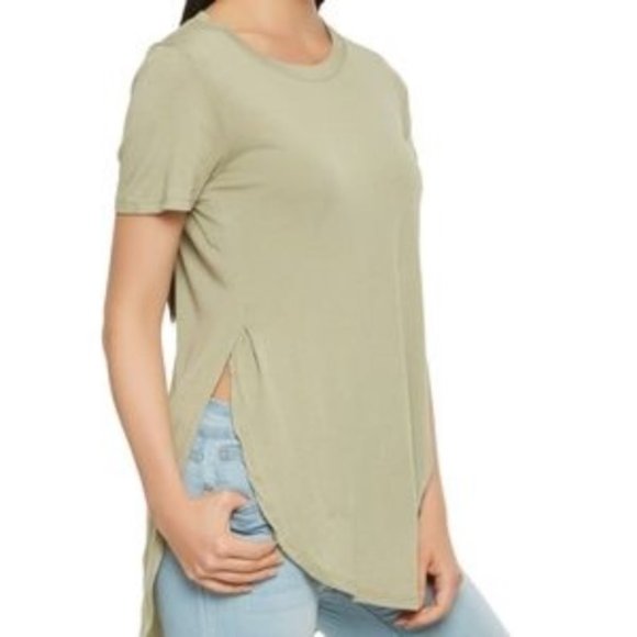 CASUAL DOLLZ Sage Green Soft Comfy T- shirt Top - Picture 2 of 3